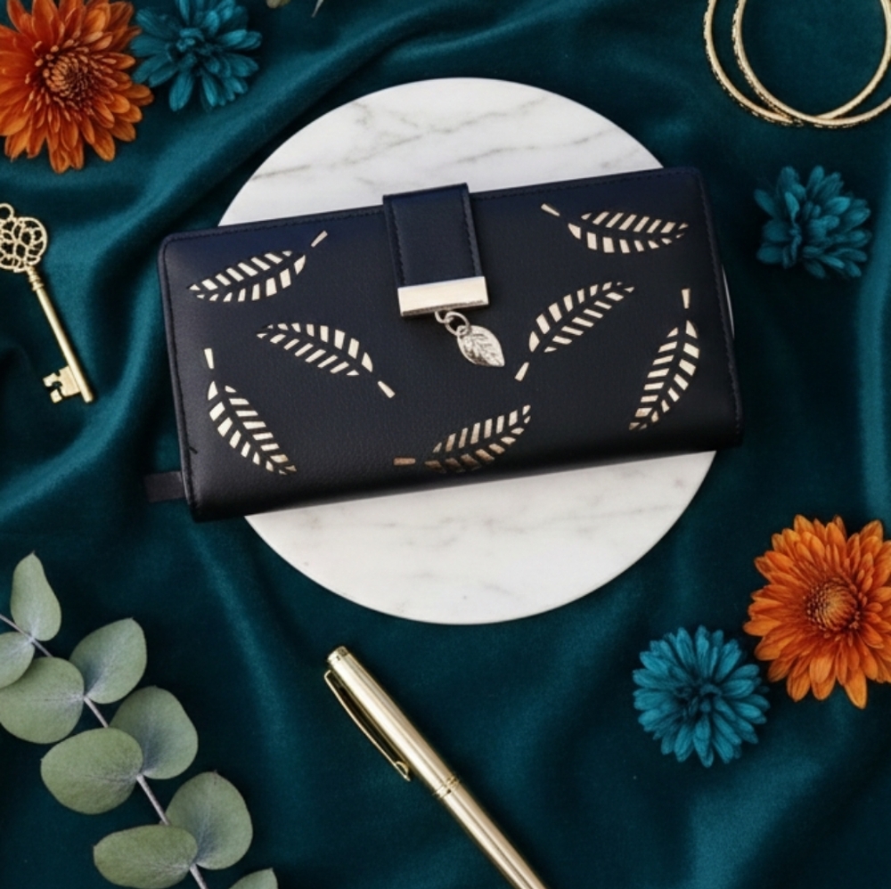 Wallet ~ NEW